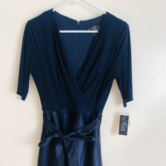 Alex Evenings 6 navy blue satin ballroom prom gown - Picture 6 of 11